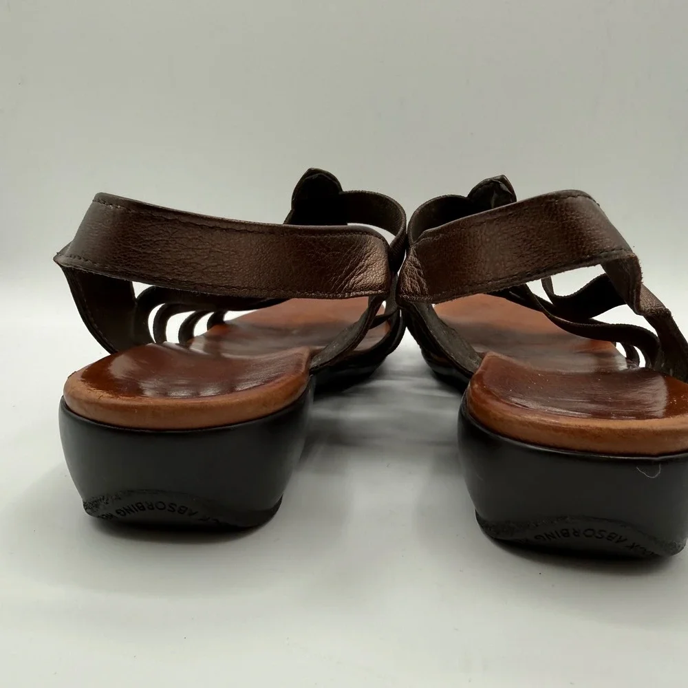Munro american sandals